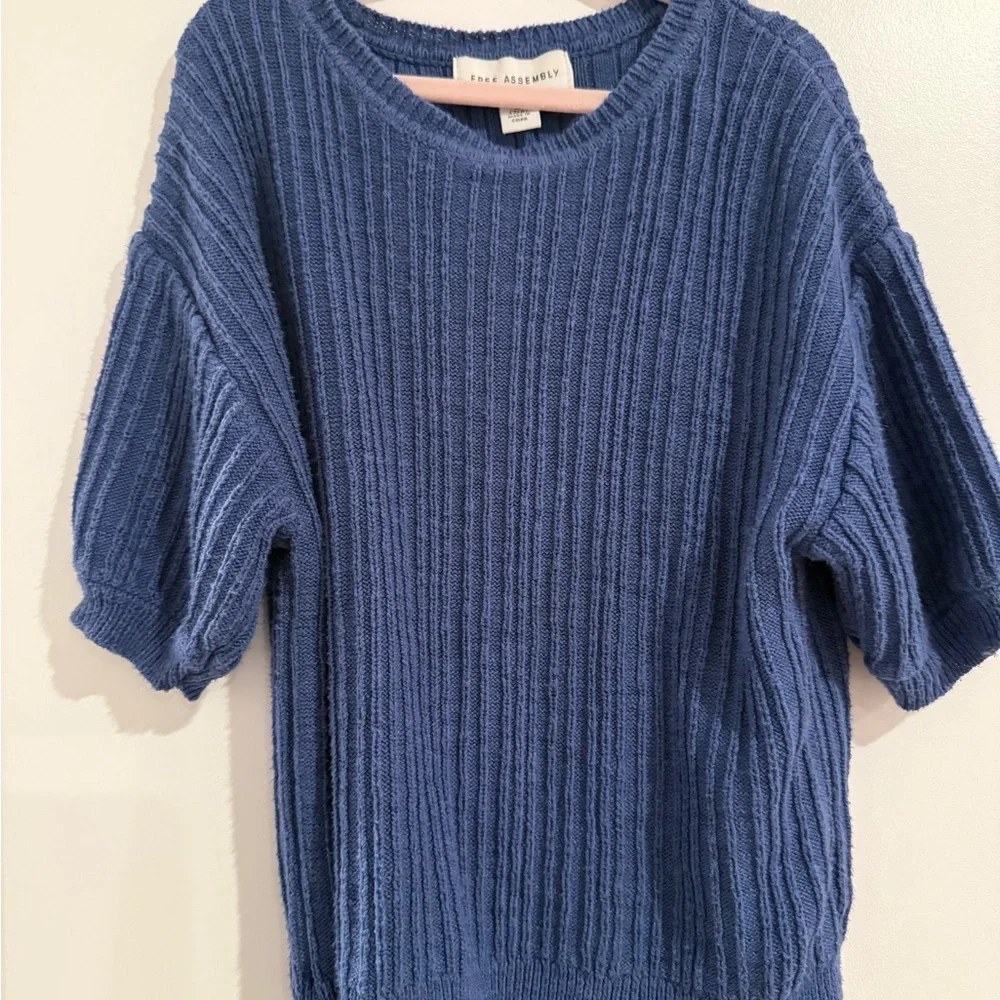 Blue Ribbed Knit Top and Bottom Set - Picture 2 of 3